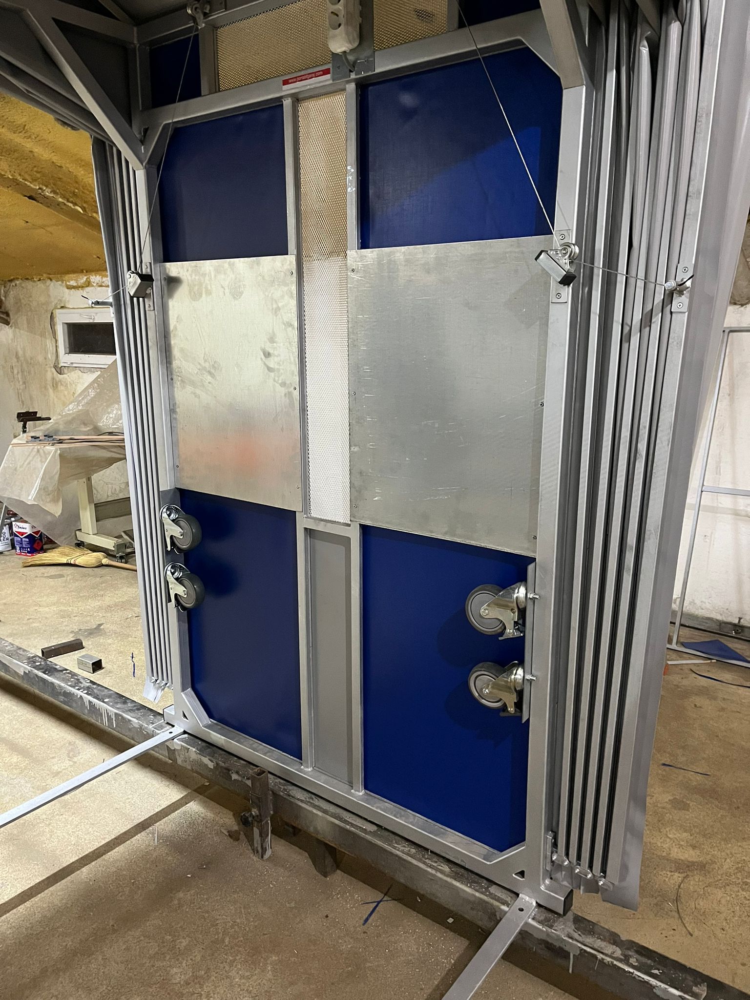 Comfort model manuel garaj