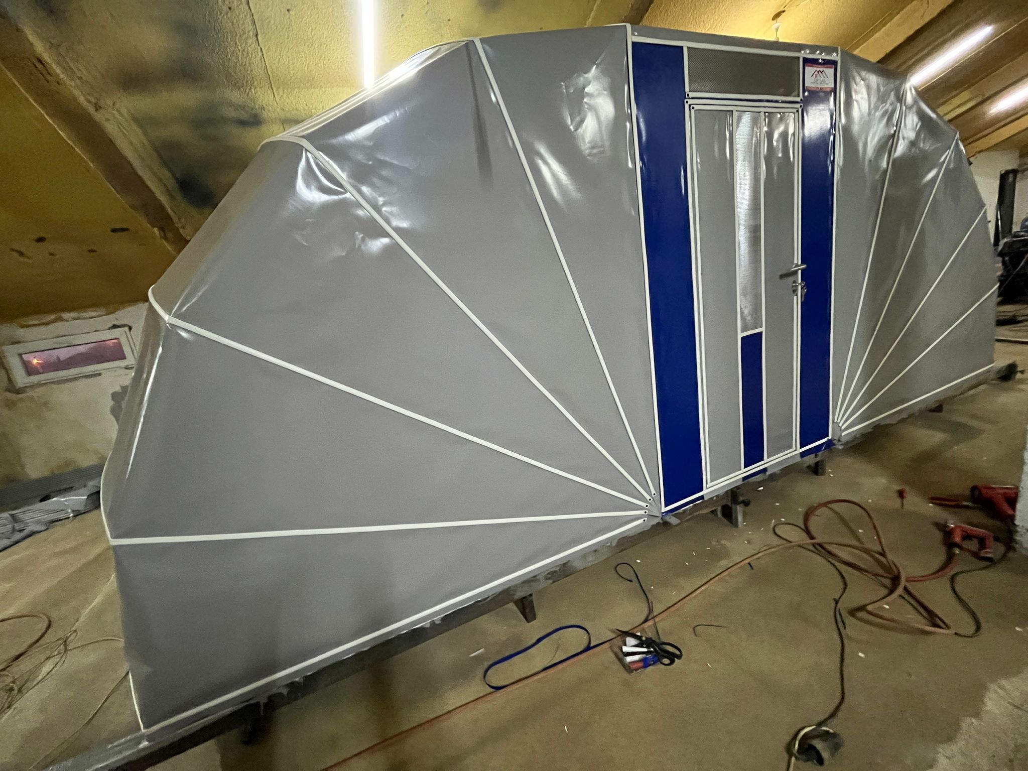 Comfort model manuel garaj